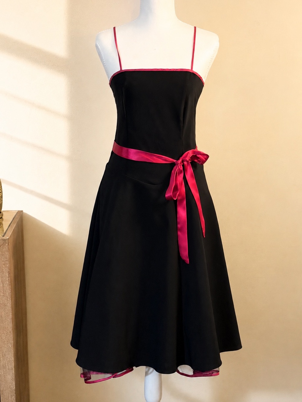 Vintage Dressbarn Y2K Black Hot Pink Satin Bow Cocktail Dress Size 6